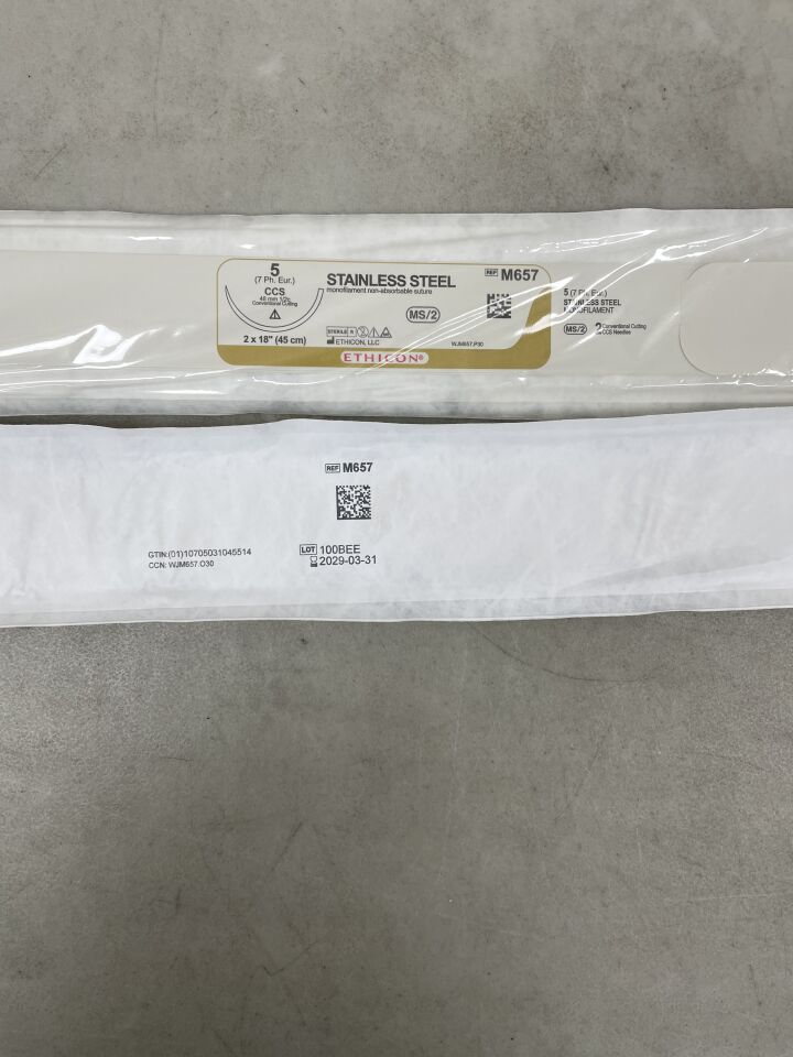 M657G - ETHICON - 外科不鏽鋼縫合線,常規切割 - 胸骨,不可吸收,CCS 48mm ½ 圓,單絲 B & S 20 2-18" = 45cm,規格:5,(EA)-(有效期至:2029-03-31)