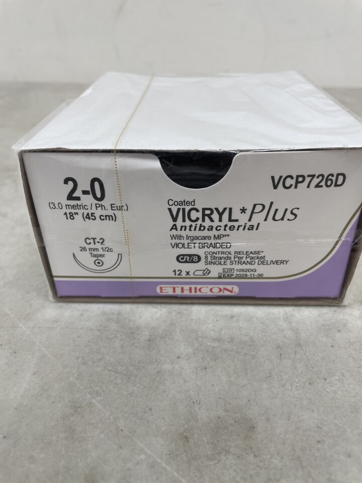 VCP726D - ETHICON - Sutura antibacteriana trenzada absorbible de Vicryl Plus recubierta, tamaño 2-0, longitud de 45 cm, aguja CT-2 (BX/36) - (Fecha de caducidad: 30/11/2029)