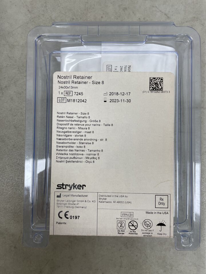 7245 - STRYKER - Nostril Retainer, Symmetric Straight Wings, 24mm x 30mm x 13mm, Size 8, () - ( Expiry Date: 2023-11-30 )