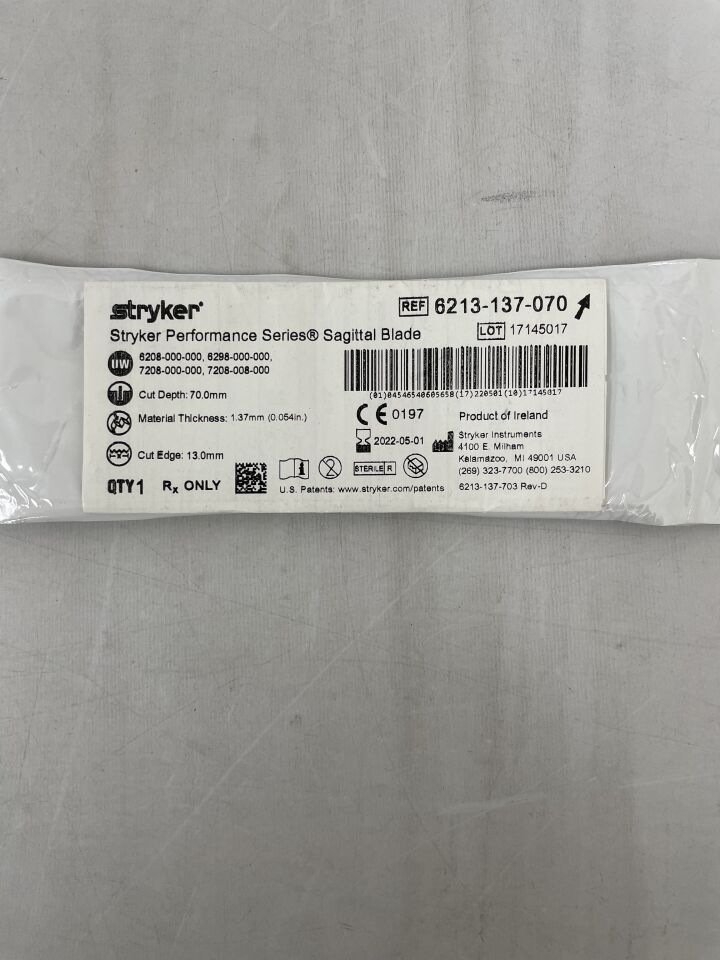 6213-137-070 - STRYKER - Performance Series Sagittal Bladev 70.0mm 13.0mm, (EA) - ( Expiry Date: 2024-09-01 )