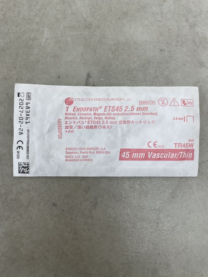 TR45W - ETHICON - Endopath ETS 鉸接式直線切割器替換裝,45 毫米,白色,(EA)-(有效期至:2027-02-28)
