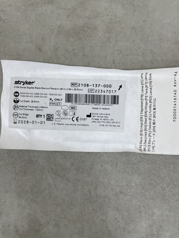 2108-137-000 - STRYKER - Standard Offset Sagittal Saw Blade, 80 L x 28.5 mm W , ( EA ) - ( Expiry Date : 2028-01-01 )