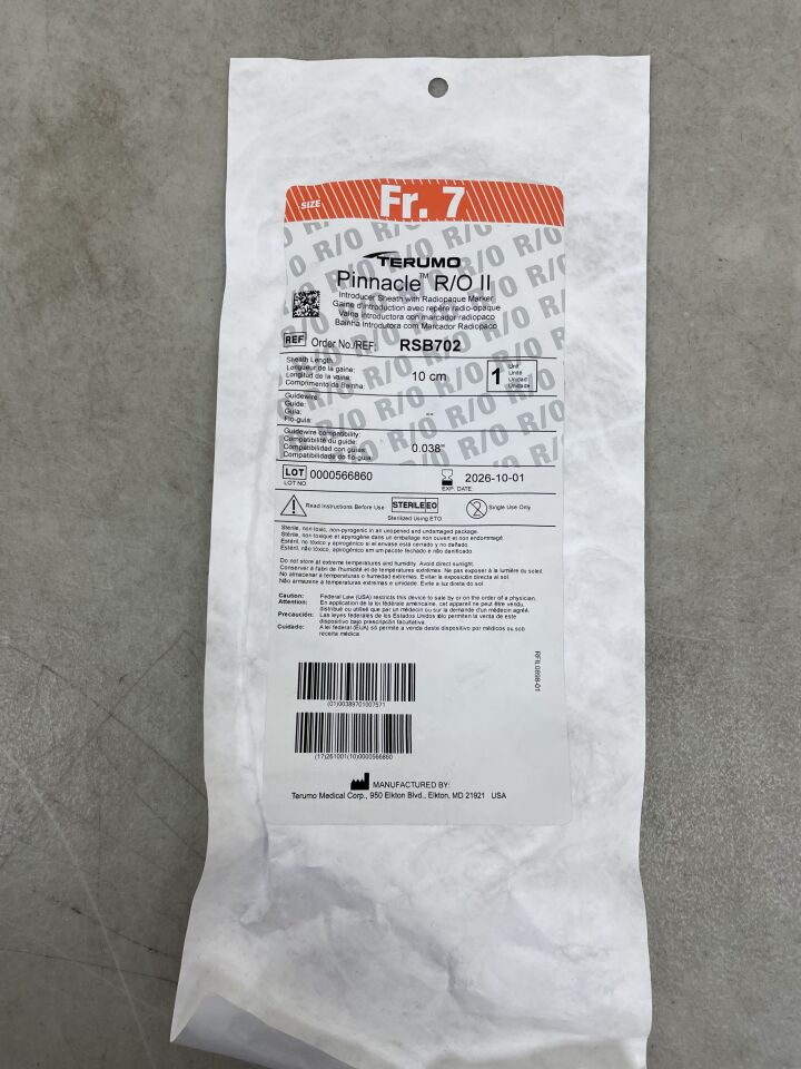 RSB702 - TERUMO - Vaina introductora PINNACLE R/O II con marcador radiopaco, 7 Fr, longitud de vaina de 10 cm, (unidad) - (Fecha de caducidad: 01/10/2026)
