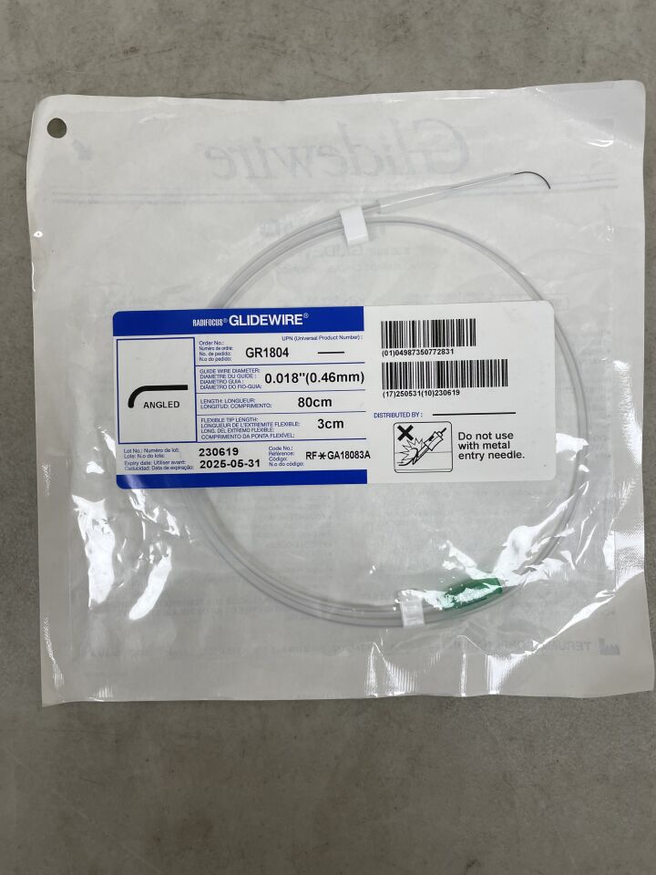 GR1804 - TERUMO - Radiofocus Glidewire, 0.018" Dia, 80cm length, 3cm flexible tip length, Angled, (EA) - ( Expiry Date: 2025-05-31 )