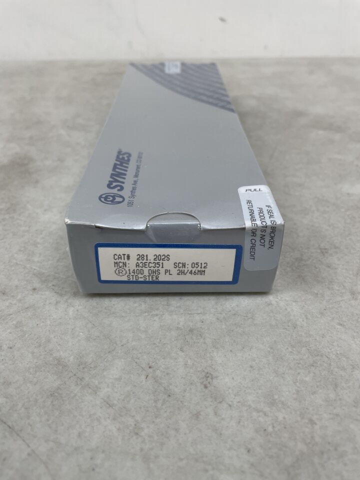 281.202S - SYNTHES - DHS Plate-Standard Barrel 140Deg, 2Holes / 46mm, (BX/1) - ( Expiry Date: 2099-12-31 )