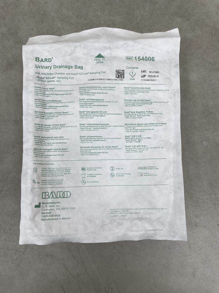 154006 - BARD - Bolsa de drenaje urinario con cámara antirreflujo y puerto de muestreo Bard EZ-Lok, 200 ml (unidad) - (Fecha de caducidad: 31/05/2029)