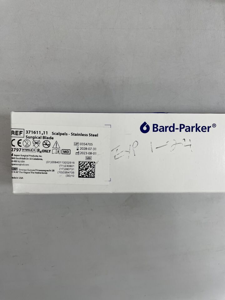 371611 - BARD-PARKER - Scalpel, size 11, Stainless Steel, (BX/10) - ( Expiry Date: 2028-07-31 )