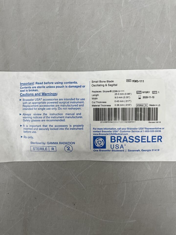 KM3-111 - BRASSELER - Hoja pequeña para hueso, oscilante y sagital, 25 x 9 mm, (unidad) - (Fecha de caducidad: 10/11/2028)
