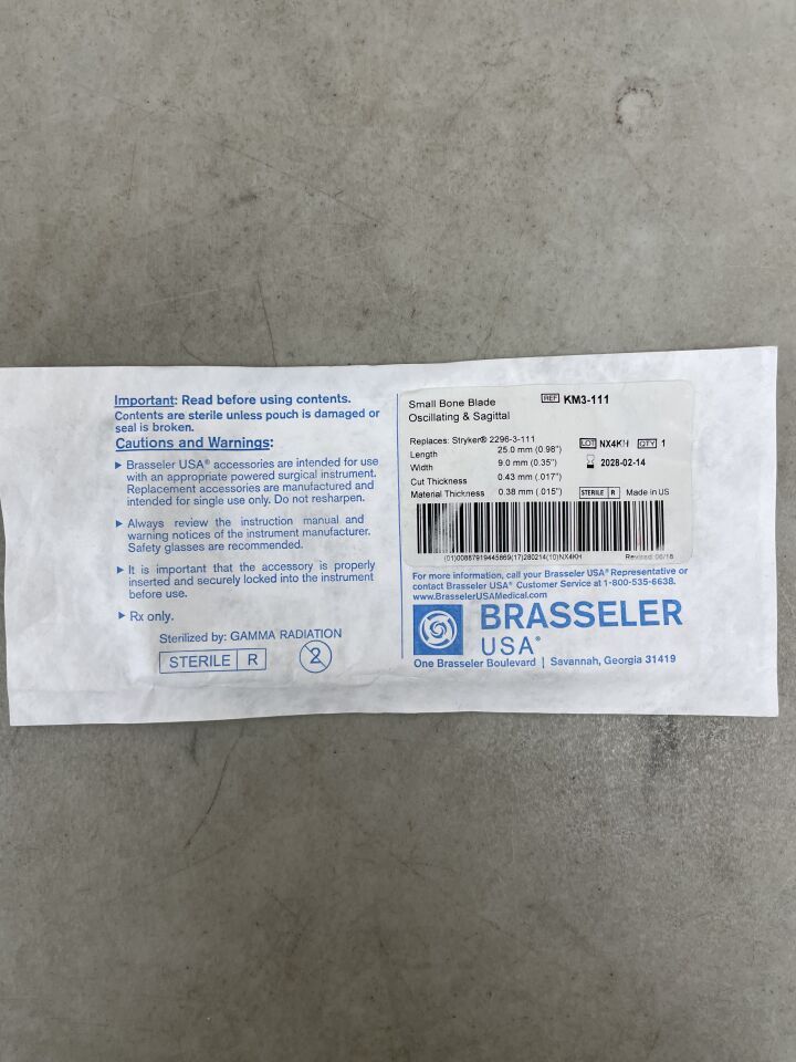 KM3-111 - BRASSELER - Hoja pequeña para hueso, oscilante y sagital, 25 x 9 mm, (unidad) - (Fecha de caducidad: 14/02/2028)