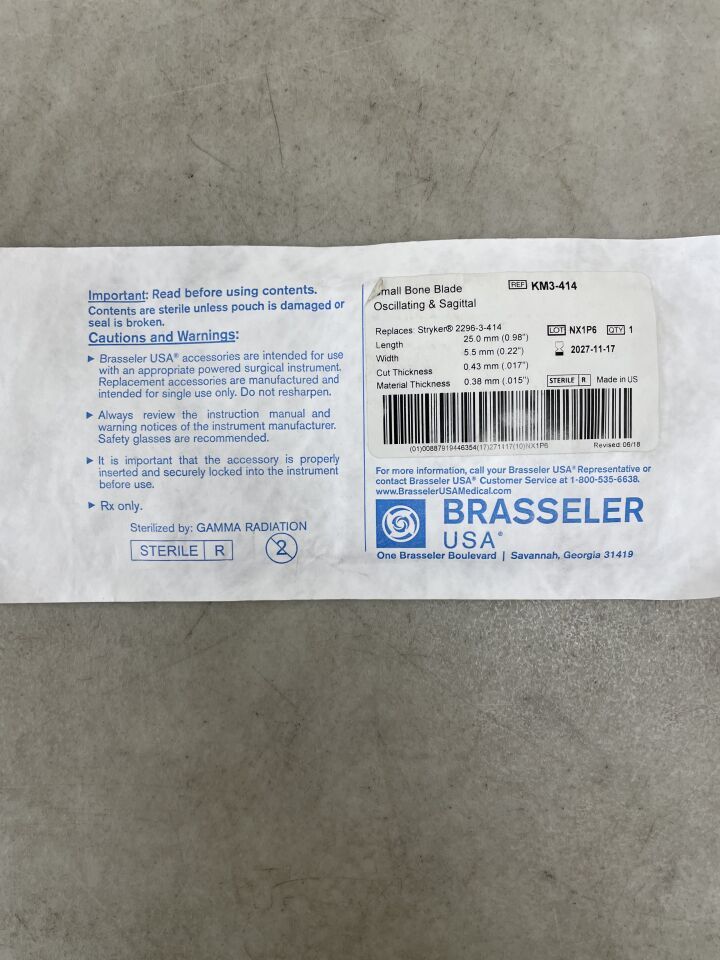 KM3-414 - BRASSELER - Hoja de sierra quirúrgica para esternón, 25,0 x 5,5 mm, (unidad) - (Fecha de caducidad: 17/11/2027)