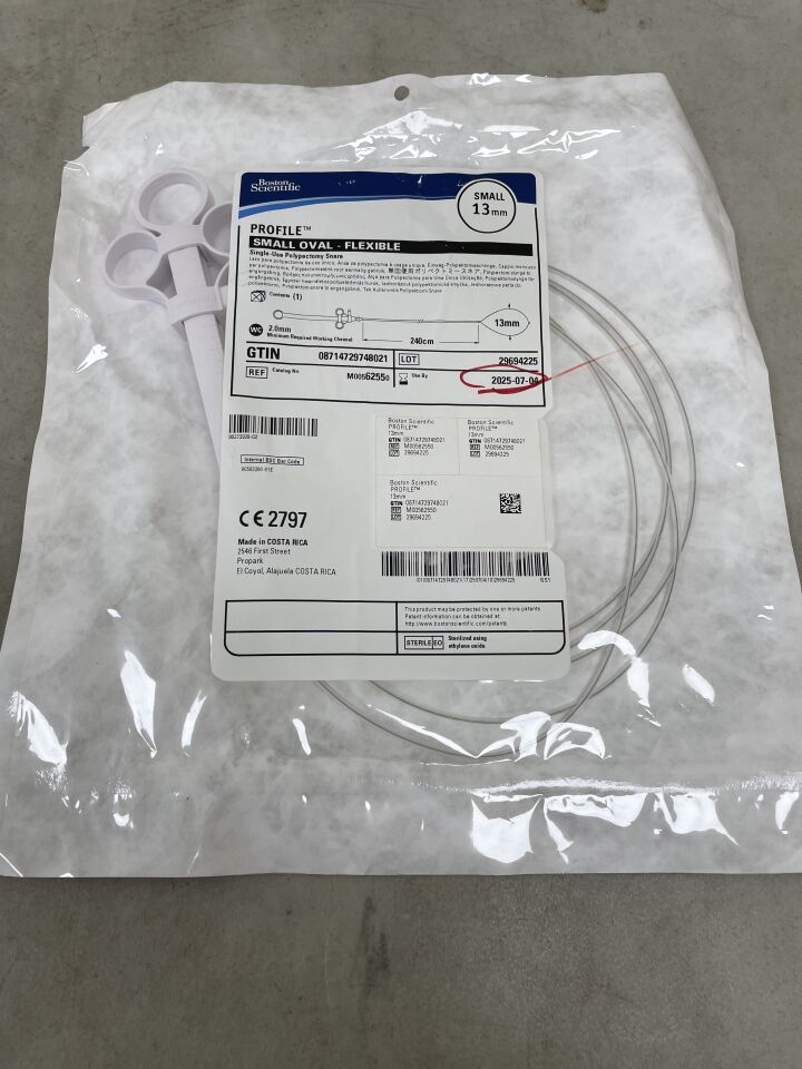 6255 - BOSTON SCIENTIFIC - PROFILE Single-Use Polypectomy Snare - Small Oval, Flexible - 13mm, (EA) - ( Expiry Date: 2025-07-04 )
