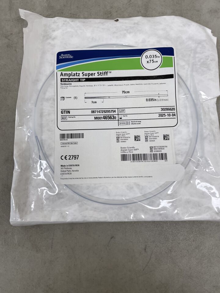 46563 - BOSTON SCIENTIFIC - Amplatz Super Stiff Guidewire - Straight Tip - .035" x 75cm, (EA) - ( Expiry Date: 2025-10-04 )