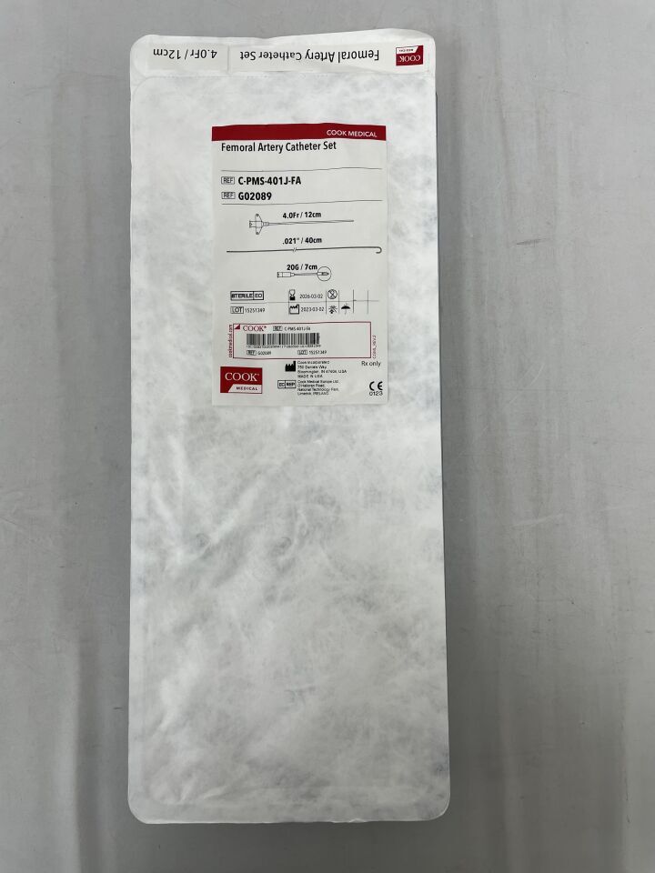 G02089 - COOK - Juego de catéter para arteria femoral de 4,0 Fr x 12 cm (unidad) - (Fecha de caducidad: 02/03/2026)