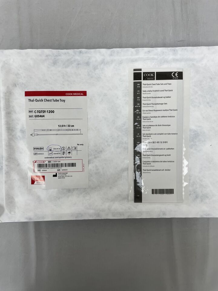 G05464 - COOK - Bandeja para tubo torácico Thal-Quick - C-TQTSY-1200 - 12 unidades x 22 cm (unidad) - (Fecha de caducidad: 30/04/2026)