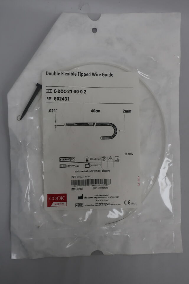 G02431 - COOK - Double Flexible Tipped Wire Guide, .021" x 40cm, J-Tip 2mm, (EA) - ( Expiry Date: 2025-05-14 )