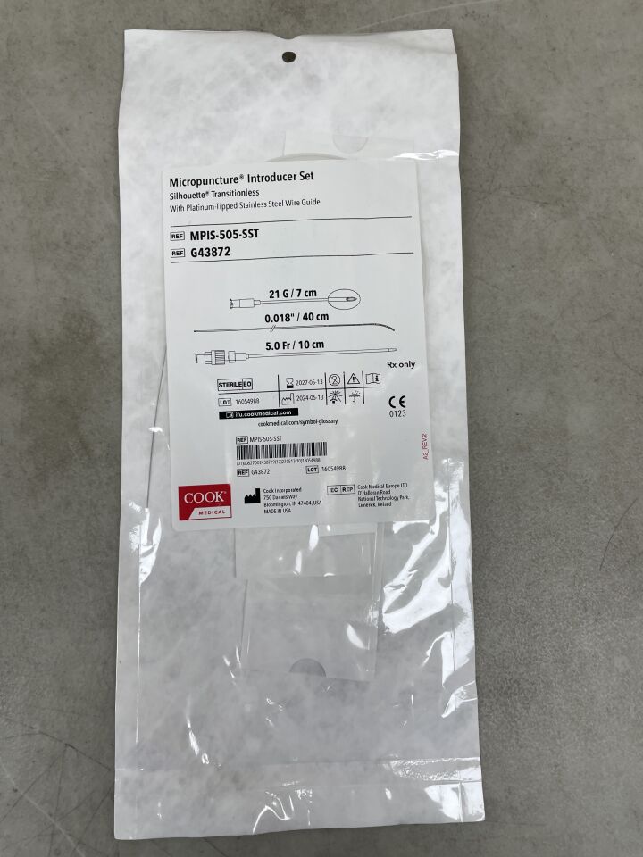 G43872 - COOK - Juego de introductor de micropunción, sin transición, alambre de acero inoxidable, punta de platino de 5 F x 10 cm, (unidad) - (Fecha de caducidad: 13/05/2027)