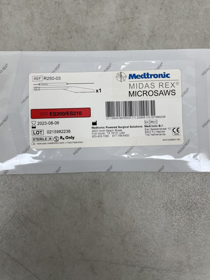 R250-03 - MEDTRONIC - Midas Rex Reciprocating Micro Saw, Coarse, 0.3 x 25mm, (EA) - ( Expiry Date: 2023-08-06 )