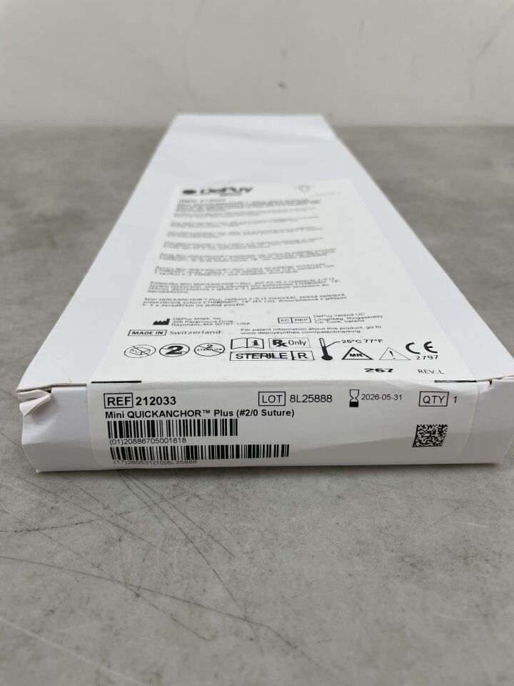 212033 - DEPUY - Mini Quick Anchor Plus, Size 2-0, Green Ethibond Braided Polyester Suture, 18in length, V-5 needle , ( BX/1 ) - ( Expiry Date : 2026-05-31 )