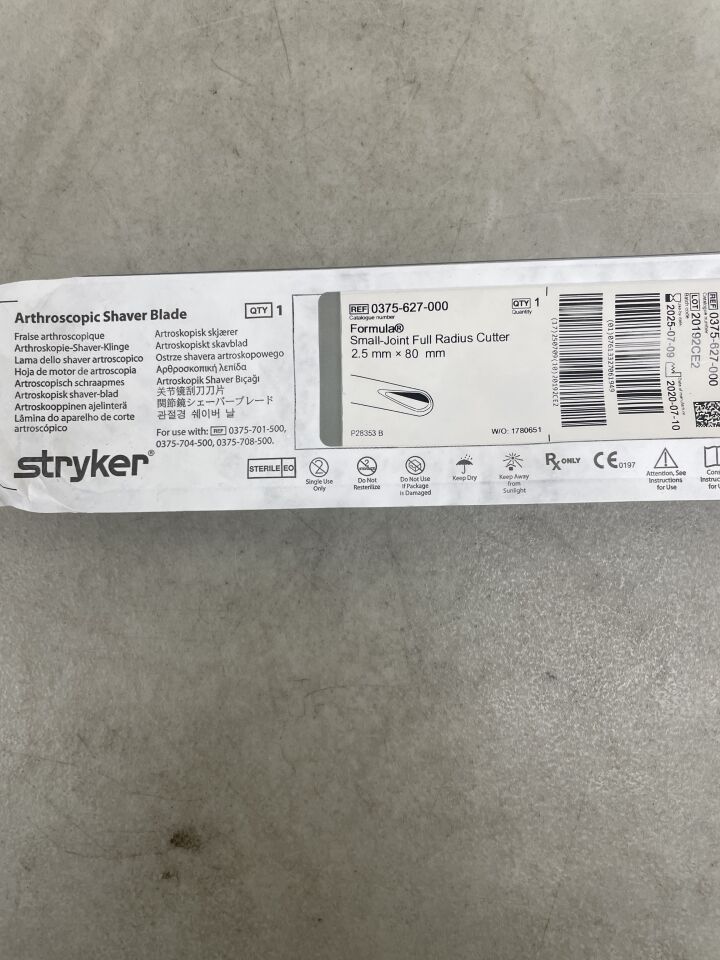 0375-627-000 - STRYKER - Formula Small-Joint Full Radius Cutter, Arthroscopic Shaver Blade, 2.5mm x 80mm, (EA) - ( Expiry Date: 2025-07-09 )