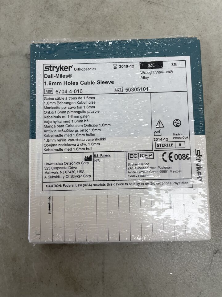 6704-4-016 - STRYKER - Dall-Miles Vitallium Cable Sleeve, Small, 1.6 mm Holes, (BX/1) - ( Expiry Date: 2019-10-01 )