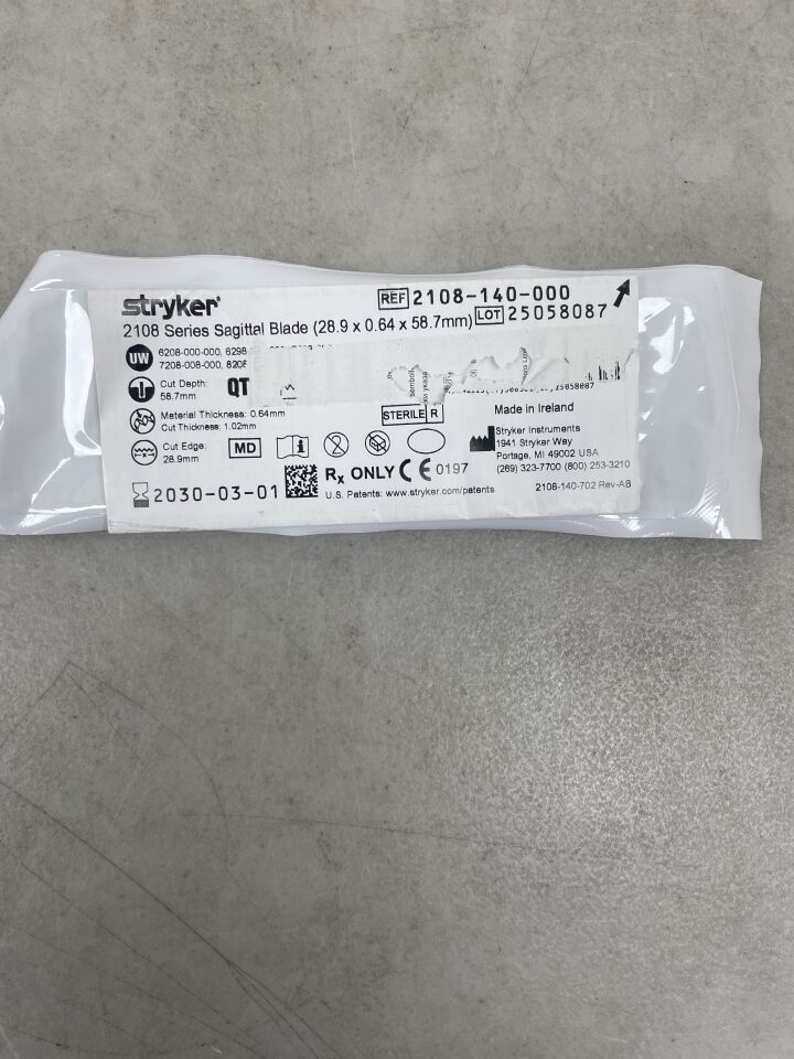 2108-140-000 - STRYKER - Heavy Duty Thin Offset Sagittal Saw Blade, 58 L x 29 mm W , ( EA ) - ( Expiry Date : 2030-03-01 )