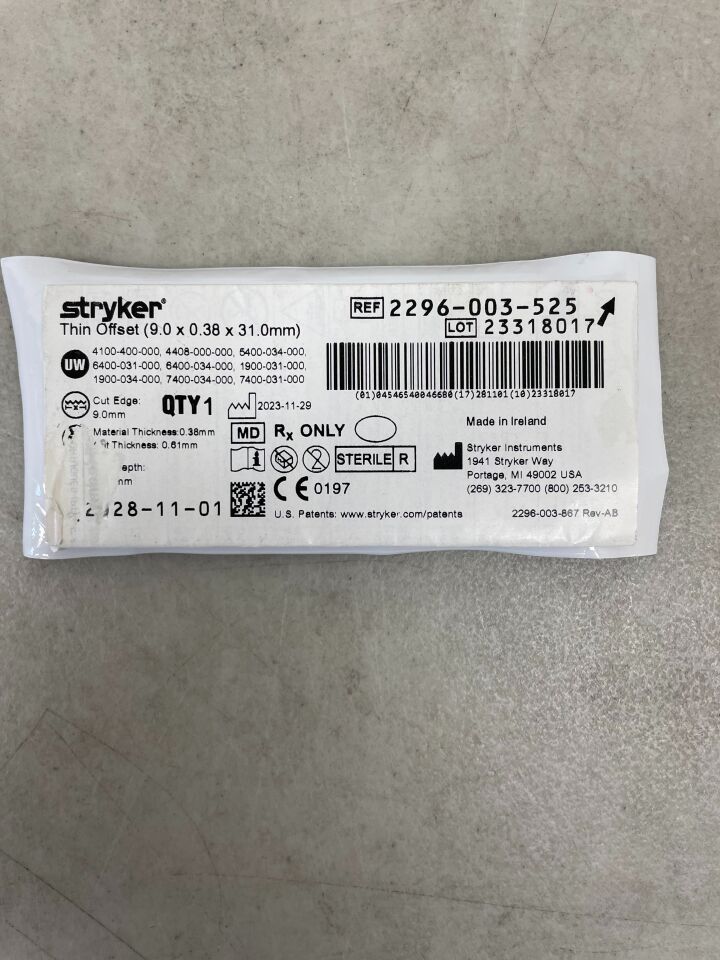 2296-003-525 - STRYKER - Aggressive Thin Offset Micro Blade, Long, Medium 13.8mm x 0.38mm x 25.5mm , ( EA ) - ( Expiry Date : 2028-11-01 )
