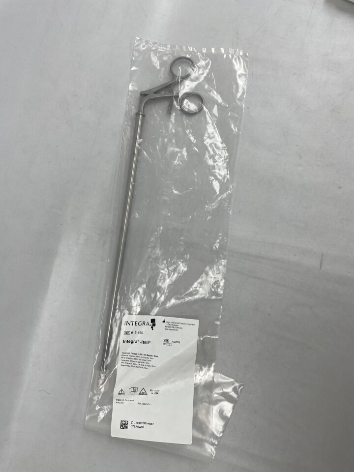 615-150 - INTEGRA - Pinza de tenáculo, trinquete, mango aislado, mandíbula de 10 mm, 363 mm, 37 mm, ( EA ) - ( Fecha de caducidad : 2099-12-31 )