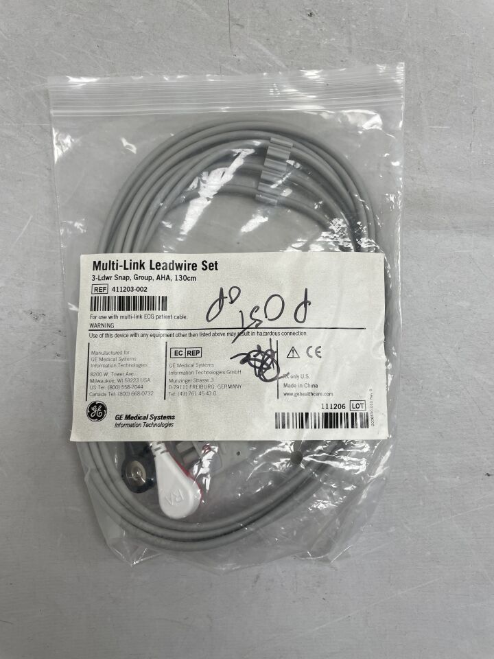 411203-002 - GE - Juego de cables conductores de ECG, 3 derivaciones agrupadas, a presión, AHA, 130 cm/51 pulg., (unidades) - (Fecha de caducidad: 2099-12-31)