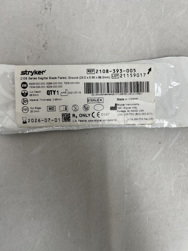 2108-393-005 - STRYKER - Heavy Duty Sagittal Blade: Flared, Ground: 25mm x 89.5 mm x 0.96mm , ( EA ) - ( Expiry Date : 2026-07-01 )