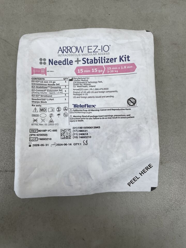 9018P - TELEFLEX - arrow ez-io 針頭 + 穩定器組 15mm x 15g,(EA)-(有效期限至:2028-05-31)