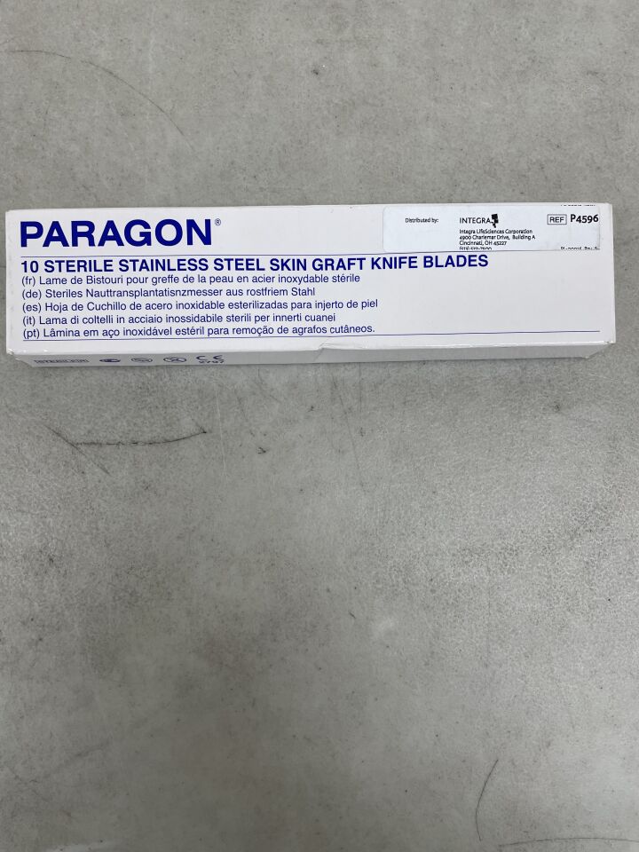 P4596 - INTEGRA - Paragon Stainless Steel Skin Graft Knife Blades (PS50), (BX/10) - ( Expiry Date: 2025-09-30 )