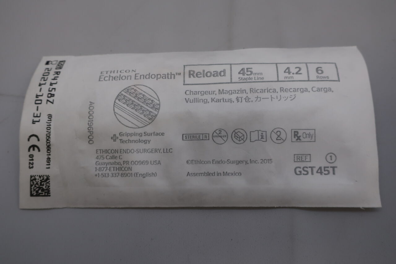 GST45T - ETHICON - Echelon Endopath Stapler Reload with Gripping Surface Technology, Black, 4.2 Open x 2.3 mm Closed Height, (EA) - ( Expiry Date: 2023-09-30 )