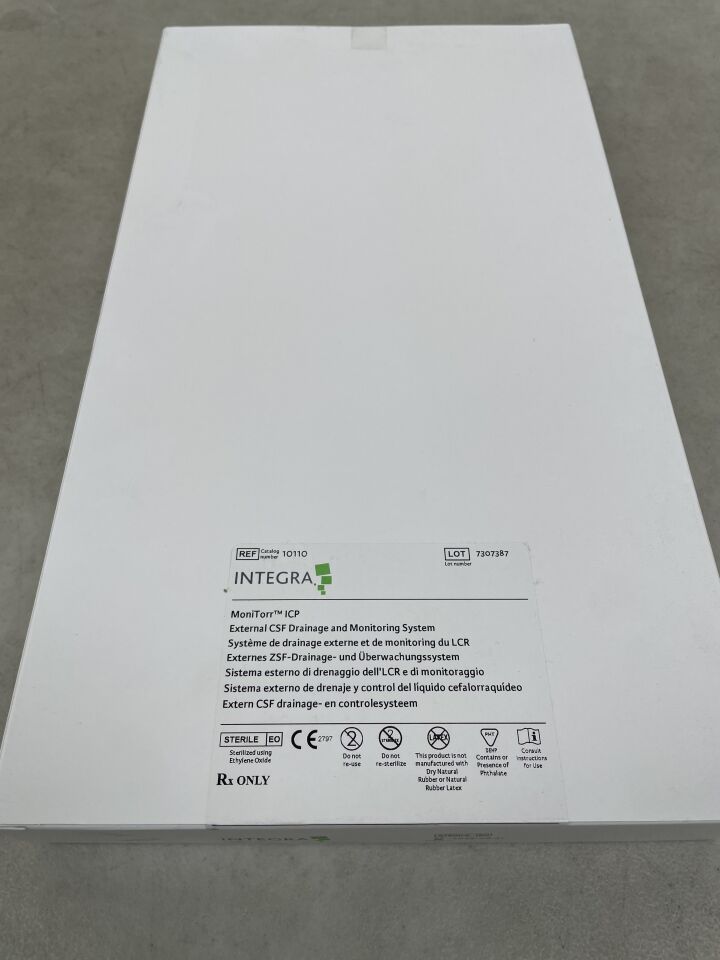 10110 - INTEGRA - External CSF Drainage & Monitoring Kit, With Patient Line Anti-Reflux Valve, (BX/1) - ( Expiry Date: 2025-08-31 )