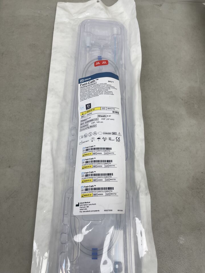 406856 - ABBOTT - SJM Fast-Cath Guiding Introducer - SR3 - 8.5Fr x 63cm x .038", ()