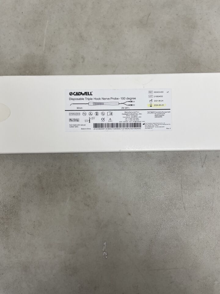 302423-000 - CADWELL - Disposable Triple Hook Nerve Probe-100 Degree, (BX/1) - ( Expiry Date: 2024-06-23 )
