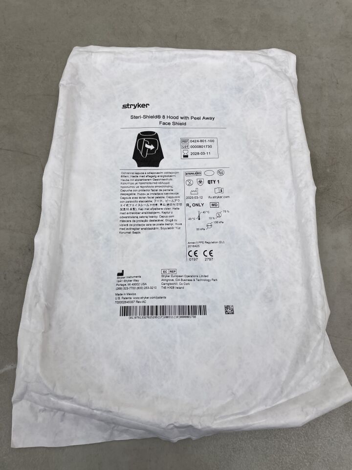 0424-801-100 - STRYKER - Steri-Shield 8 Hood w/Peel-Away Face Shield, Sterile, Single-Use, AAMI Level 4 Protection , ( EA ) - ( Expiry Date : 2028-03-11 )