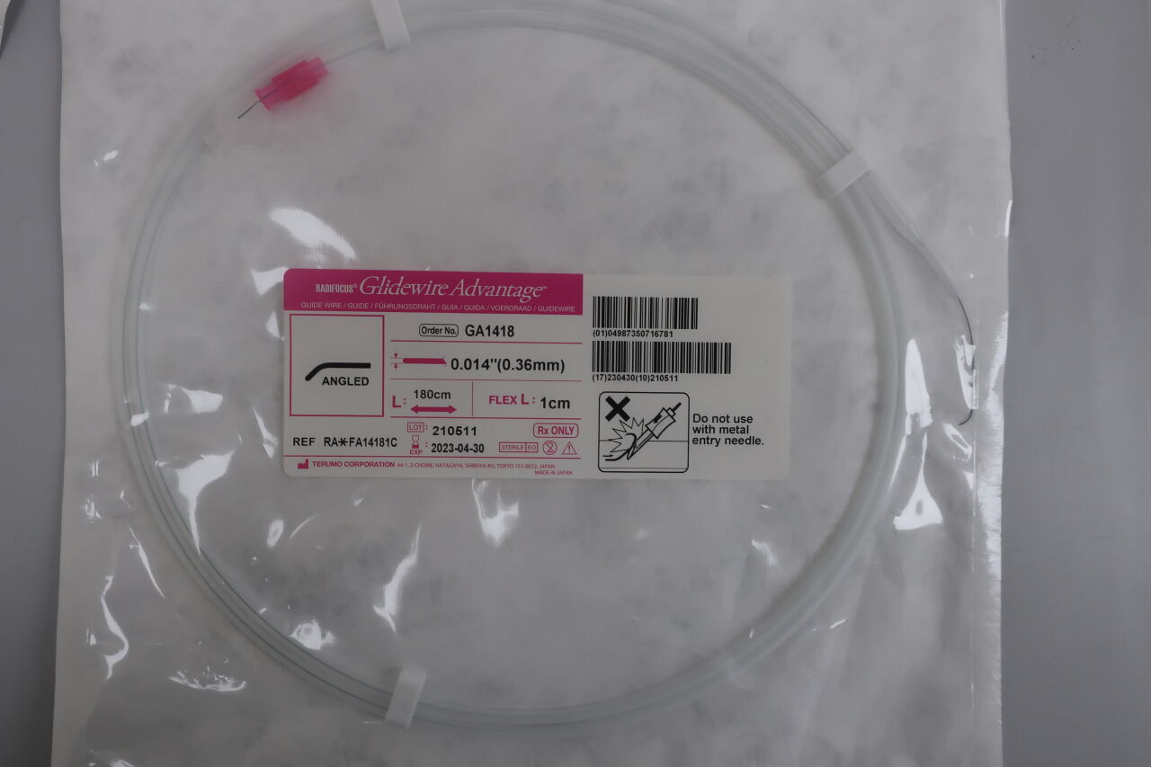 GA1418 - TERUMO - Radifocus Glidewire Advantage - Angled - .014" x 180cm x 1cm, (EA) - ( Expiry Date: 2025-04-30 )
