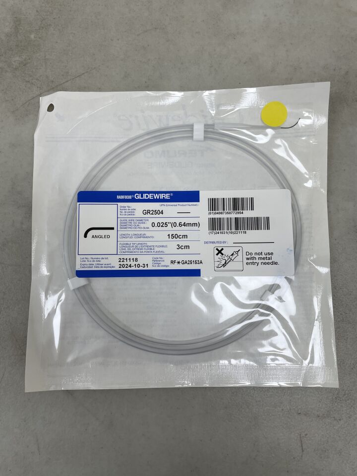 GR2504 - TERUMO - Radifocus Glidewire - Angled - .025" x 150cm x 3cm
, () - ( Expiry Date: 2024-10-31 )