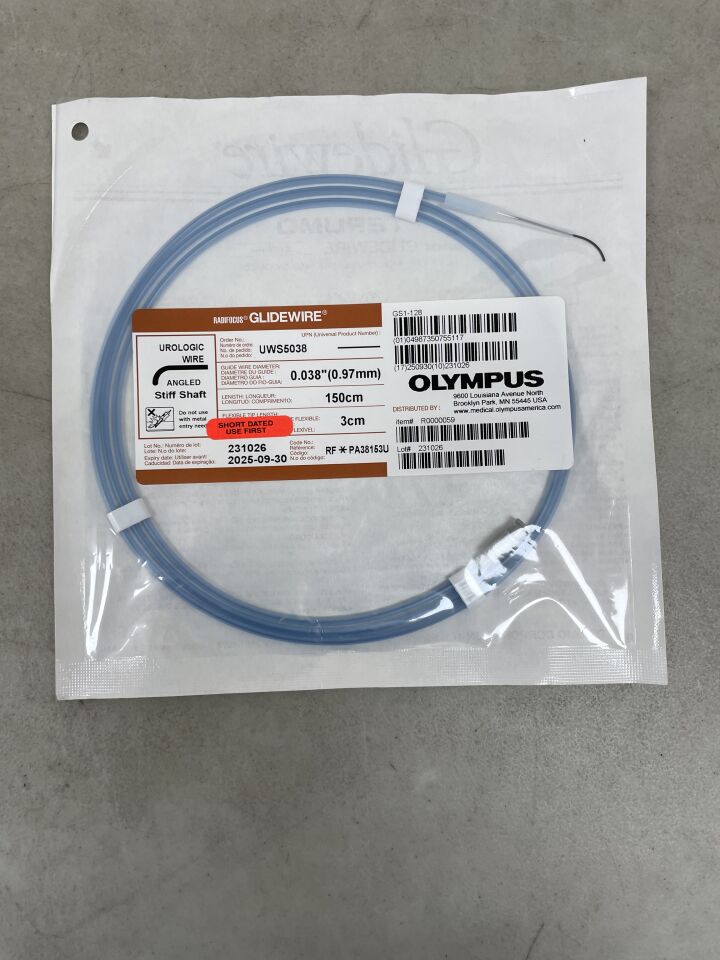 UWS5038 - TERUMO - Radifocus Glidewire - Angled Stiff Shaft, Urologic Wire - .038" x 150cm x 3cm, (EA) - ( Expiry Date: 2025-09-30 )