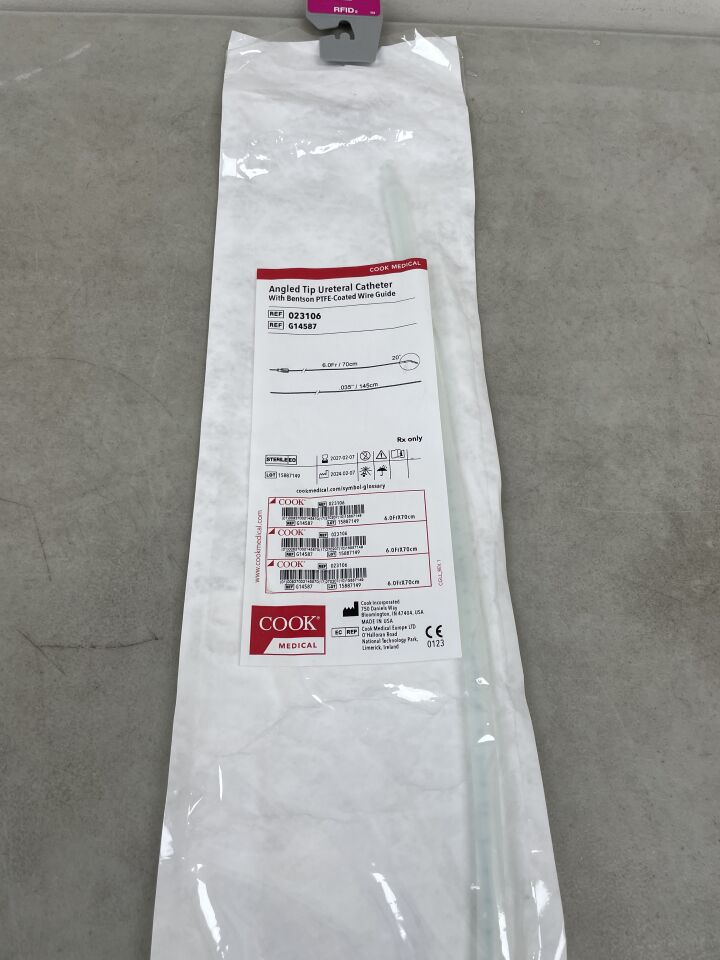 G14587 - COOK - 20 Degree Angled Tip Ureteral Catheter 6F x 70cm , ( EA ) - ( Expiry Date : 2027-02-07 )