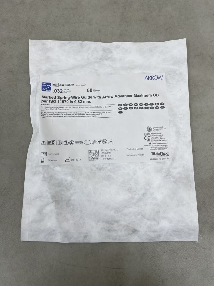AW-04432 - TELEFLEX - Marked Spring Wire Guide 0.032" x 60cm, () - ( Expiry Date: 2026-09-30 )
