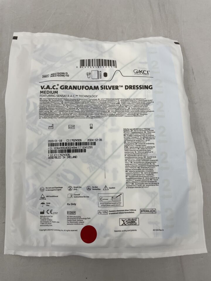 M8275096 - KCI - V.A.C. GranuFoam Silver Medium Dressing Kit, SensaT.R.A.C, (EA) - ( Expiry Date: 2025-10-31 )