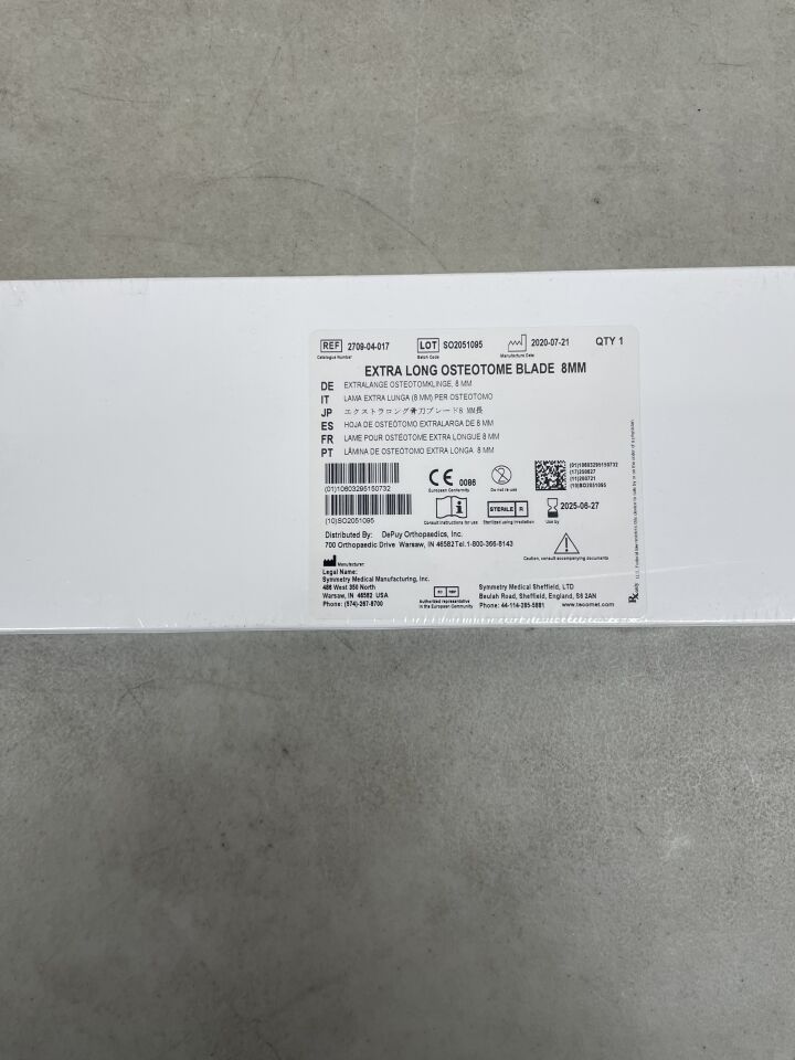 2709-04-017 - SYMMETRY SURGICAL - Extra Long Osteotome Blade, 8mm, (BX/1) - ( Expiry Date: 2025-06-27 )