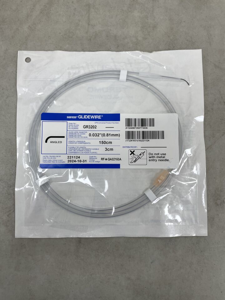 GR3202 - TERUMO - Radifocus Glidewire - Angled - .032" x 150cm x 3cm, (EA) - ( Expiry Date: 2025-10-31 )