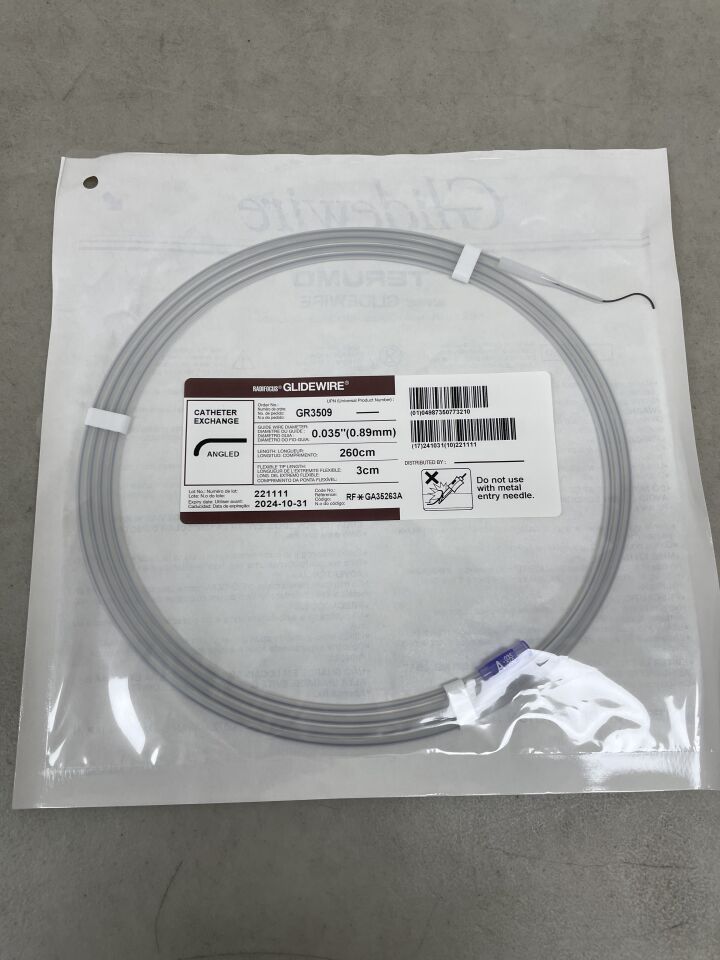 GR3509 - TERUMO - Radifocus Glidewire -Angled - .035" x 260cm x 3cm, (EA) - ( Expiry Date: 2025-10-25 )