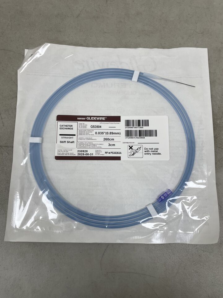 GS3504 - TERUMO - Radifocus Glidewire - Straight, Stiff Shaft - .035" x 260cm x 3cm, (EA) - ( Expiry Date: 2025-10-09 )