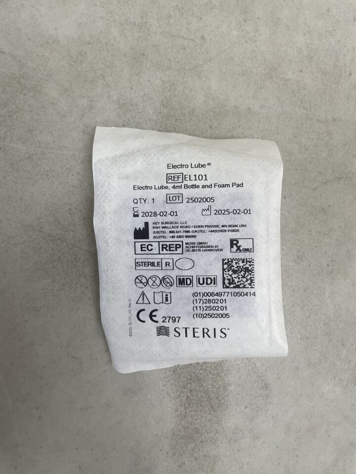 EL101 - STERIS - Electro Lube, 4mm Bottle & Foam Pad, (EA) - ( Expiry Date: 2028-02-01 )