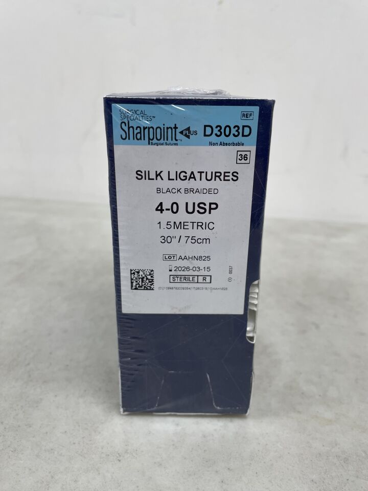 D303D - SURGICAL SPECIALTIES - 4-0 Sharpoint Silk black 12 x 30" strands (12 strands per packet) (Racetrack Pack), (BX/36) - ( Expiry Date: 2026-03-15 )