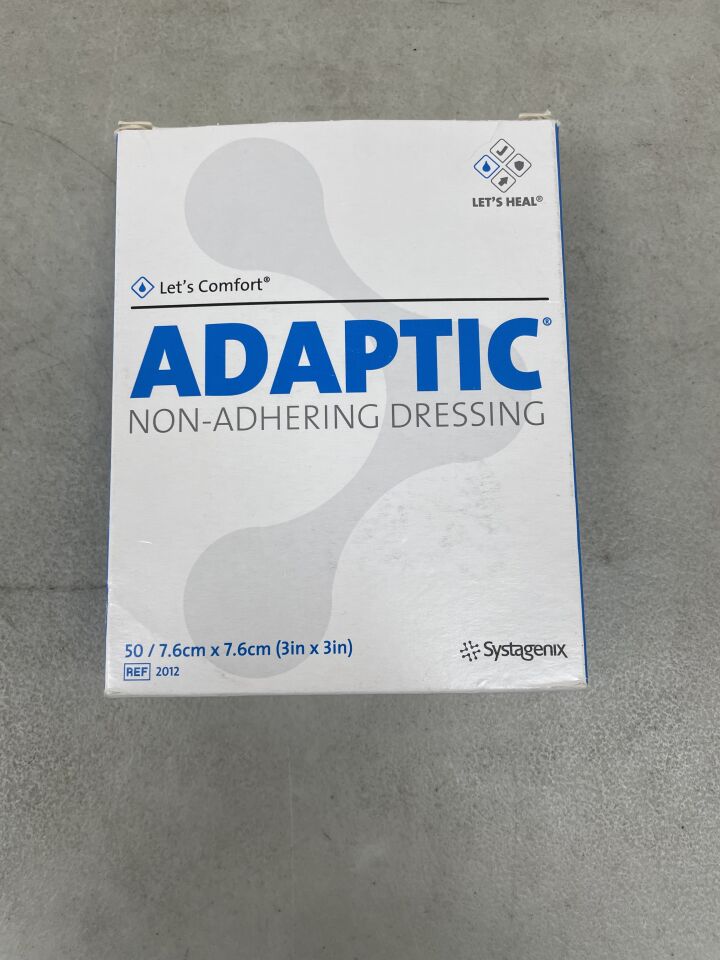 2012 - SYSTAGENIX - Adaptic NON-ADHERING DRESSING, 7.6nm x 7.6cm (3in x 3in), (BX/50) - ( Expiry Date: 2025-11-30 )