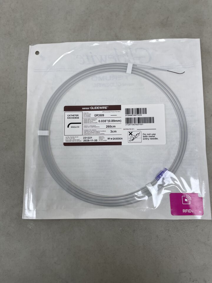 GR3509 - TERUMO - Radifocus Glidewire -Angled - .035" x 260cm x 3cm, (EA) - ( Expiry Date: 2025-11-30 )